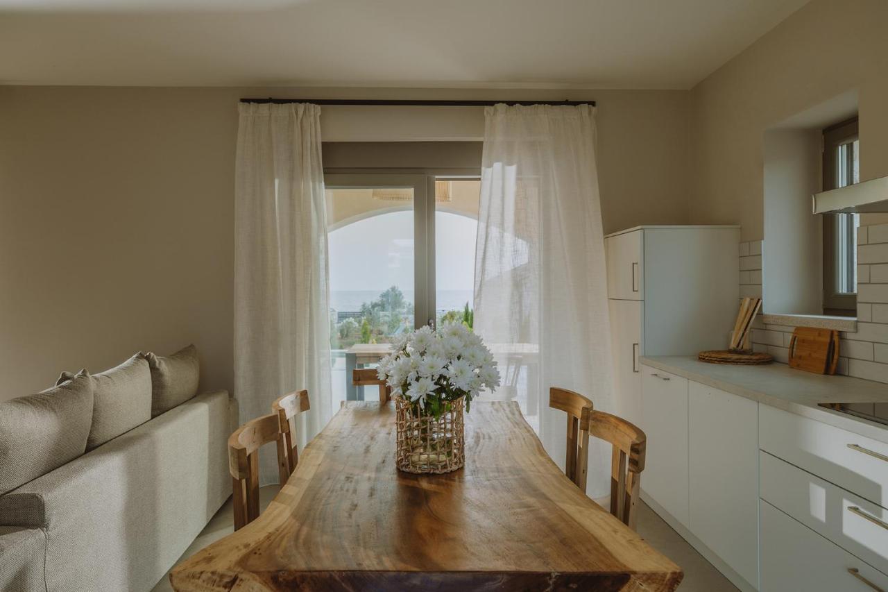 Nama Seaside Villas Paralia Kanaliou Dış mekan fotoğraf